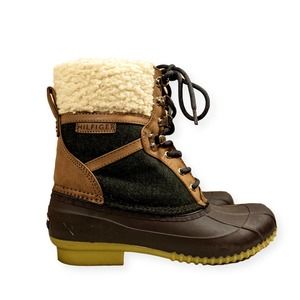 Tommy Hilfiger Size 8 Duck Boots Gray Brown